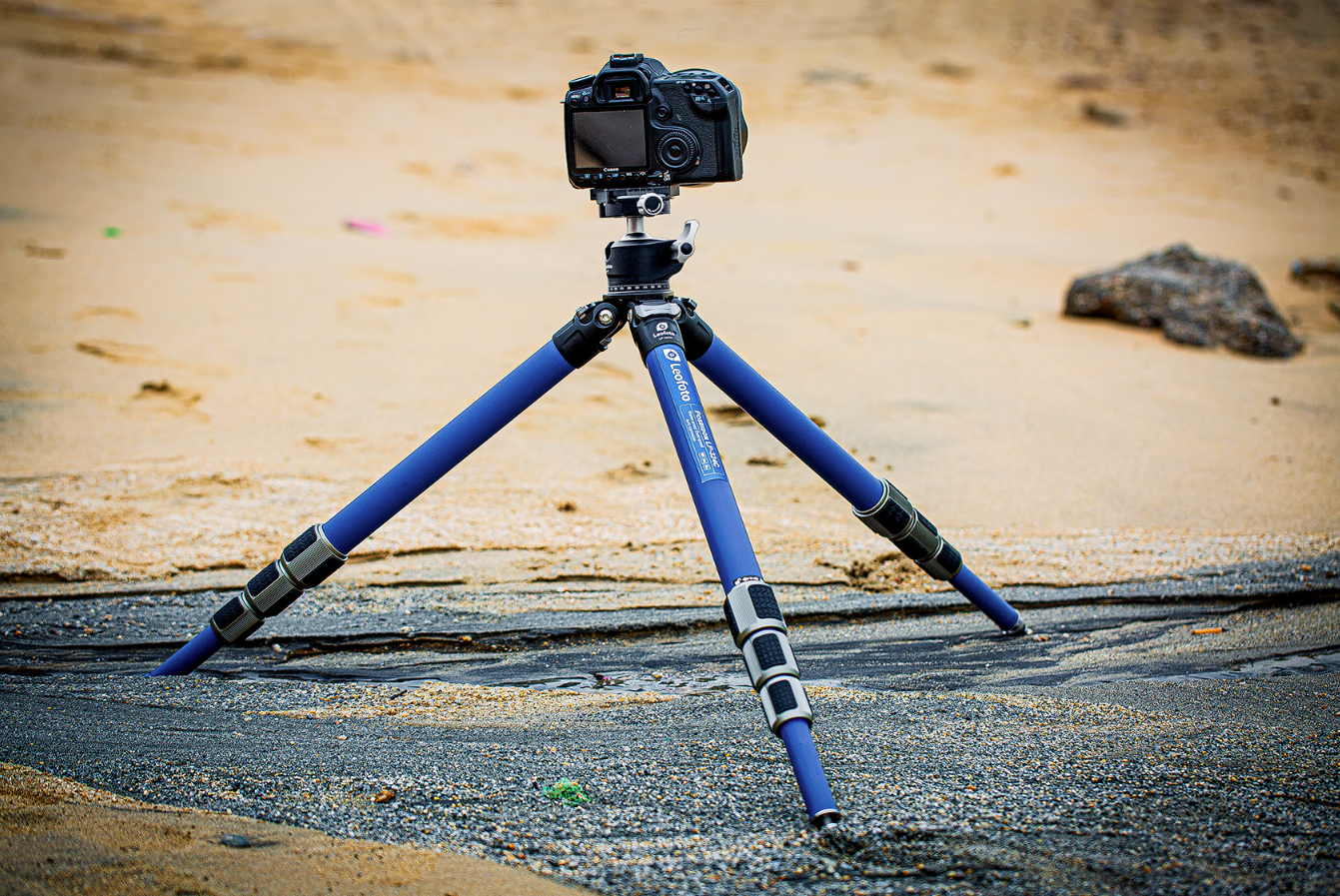 Leofoto LP-284C with LH-30 Ball Head Waterproof Anti-Corrosion Carbon Fiber Tripod with Titanium Foot Spike