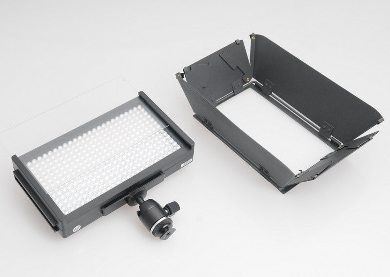 LED-312Ds Pro LED BI-Color Video Light Kit Diammable W/ LCD ,Batteries & Barndoor